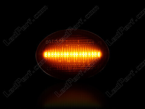 Maximale Beleuchtung der dynamischen LED-Seitenblinker für Fiat 500