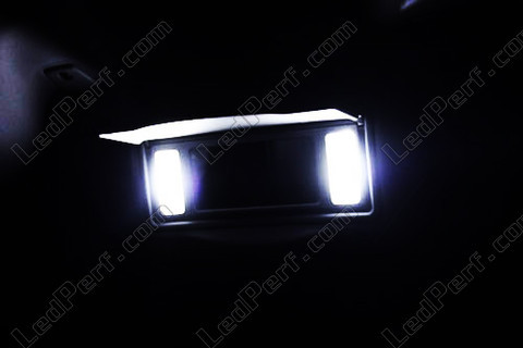 LED-Spiegel für den Sonnenschutz Peugeot 407