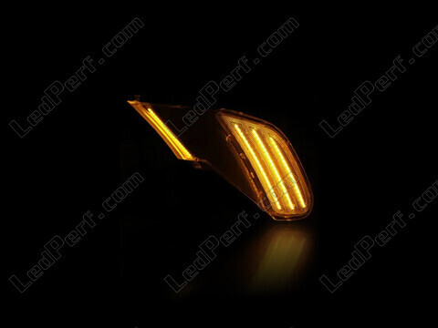Maximale Beleuchtung der dynamischen LED-Seitenblinker für Porsche Cayenne (2002 - 2006)