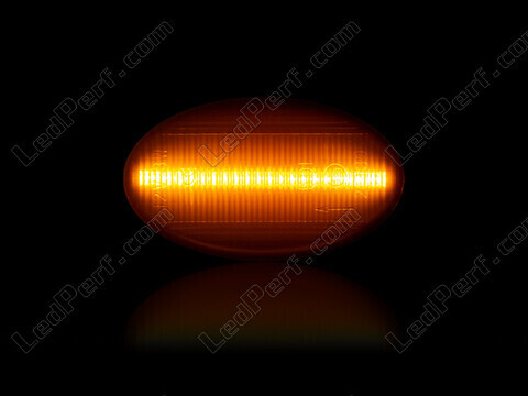 Eclairage maximal des répétiteurs latéraux dynamiques à LED pour Mercedes Viano (W639)