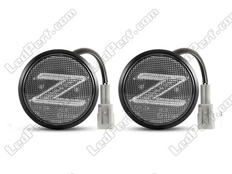 Vue de face des clignotants latéraux séquentiels à LED pour Nissan 370Z - Couleur transparente