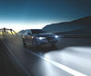 Auto mit H4 Osram Cool Blue Intense NEXT GEN Scheinwerferlampen, Abblendlicht LED-Effektlicht.