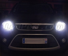 Pack ampoules de phares Xenon Effects pour Ford Kuga